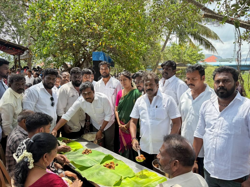 நாகர்கோவில் மாநகராட்சிக்கு உட்பட்ட வடசேரி புளியடி பகுதியில் அமைந்துள்ள அருள்மிகு ஸ்ரீ பிரம்மசக்தி மயான மாசான சுடலை ஆண்டவர் திருக்கோவிலில் ஆடி அமாவாசை கொடைவிழா வெகு விமரிசையாக நடைபெற்றது